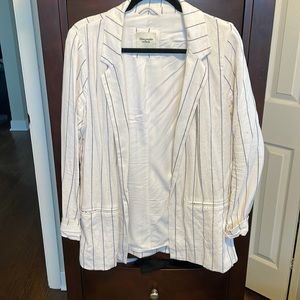 Abercrombie and Fitch- Lined linen blazer